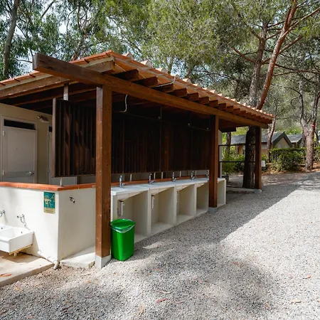 Glamping At Elba * لاكونا