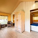 Glamping At Elba * 拉科纳