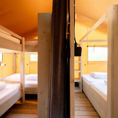 Glamping At Elba Luxury tent Lacona