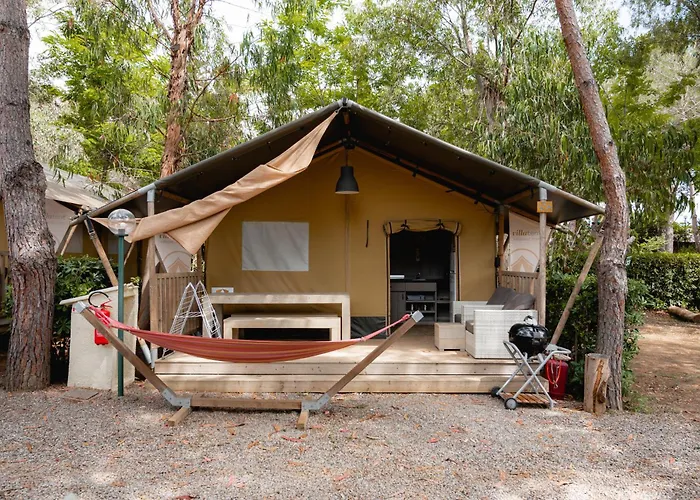 Glamping At Elba Lacona