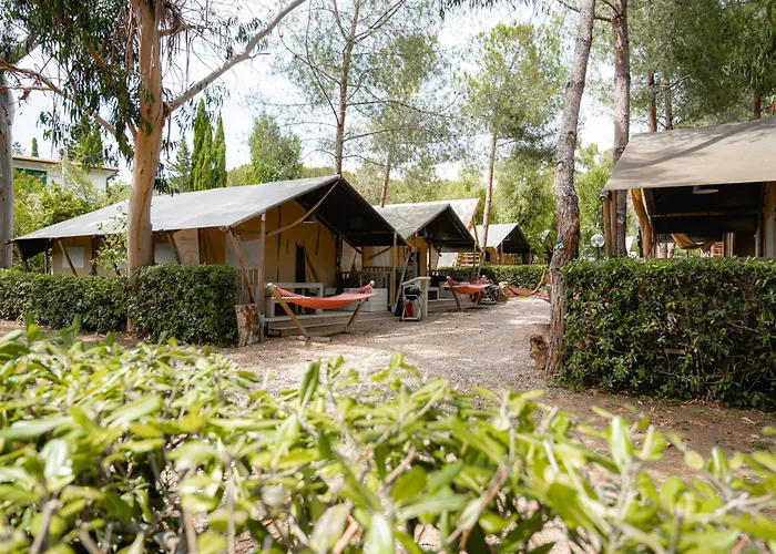 Glamping At Elba ラグジュアリーテント