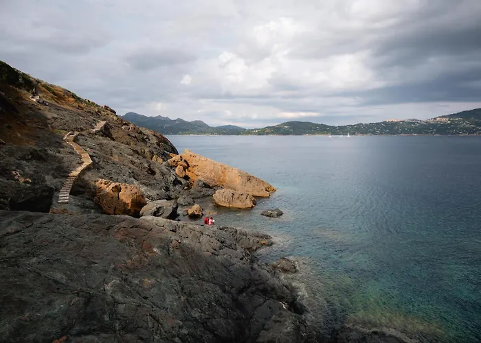 Glamping At Elba ラグジュアリーテント *