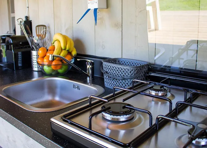 Glamping At Elba Lacona