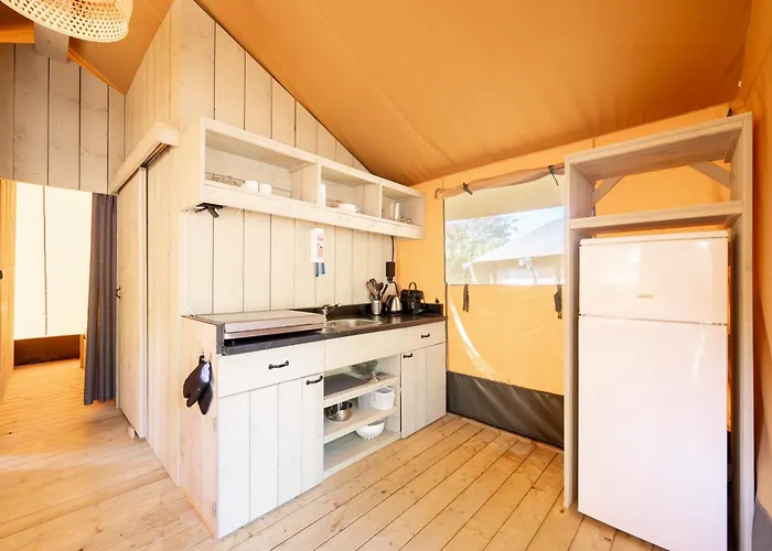 Glamping At Elba * ラコナ