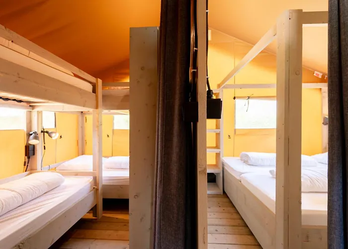 Glamping At Elba Luxury tent Lacona